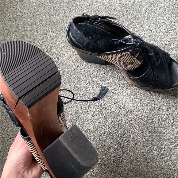 Bacio Chunky Heels - Picture 3 of 4